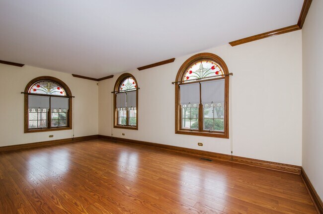 Foto del edificio - 1118 N Greenwood Ave