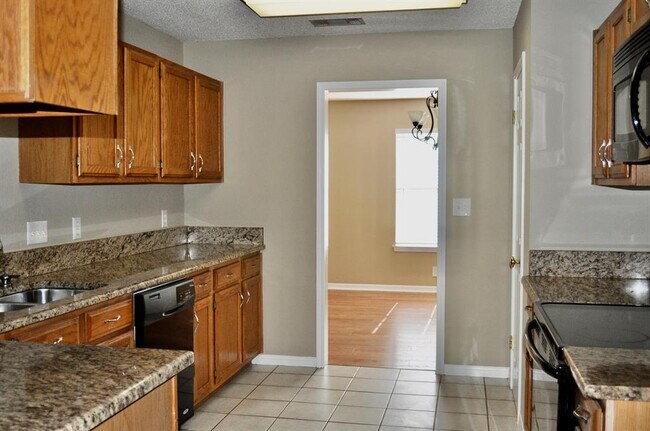 Foto del edificio - 8304 Red Willow Dr