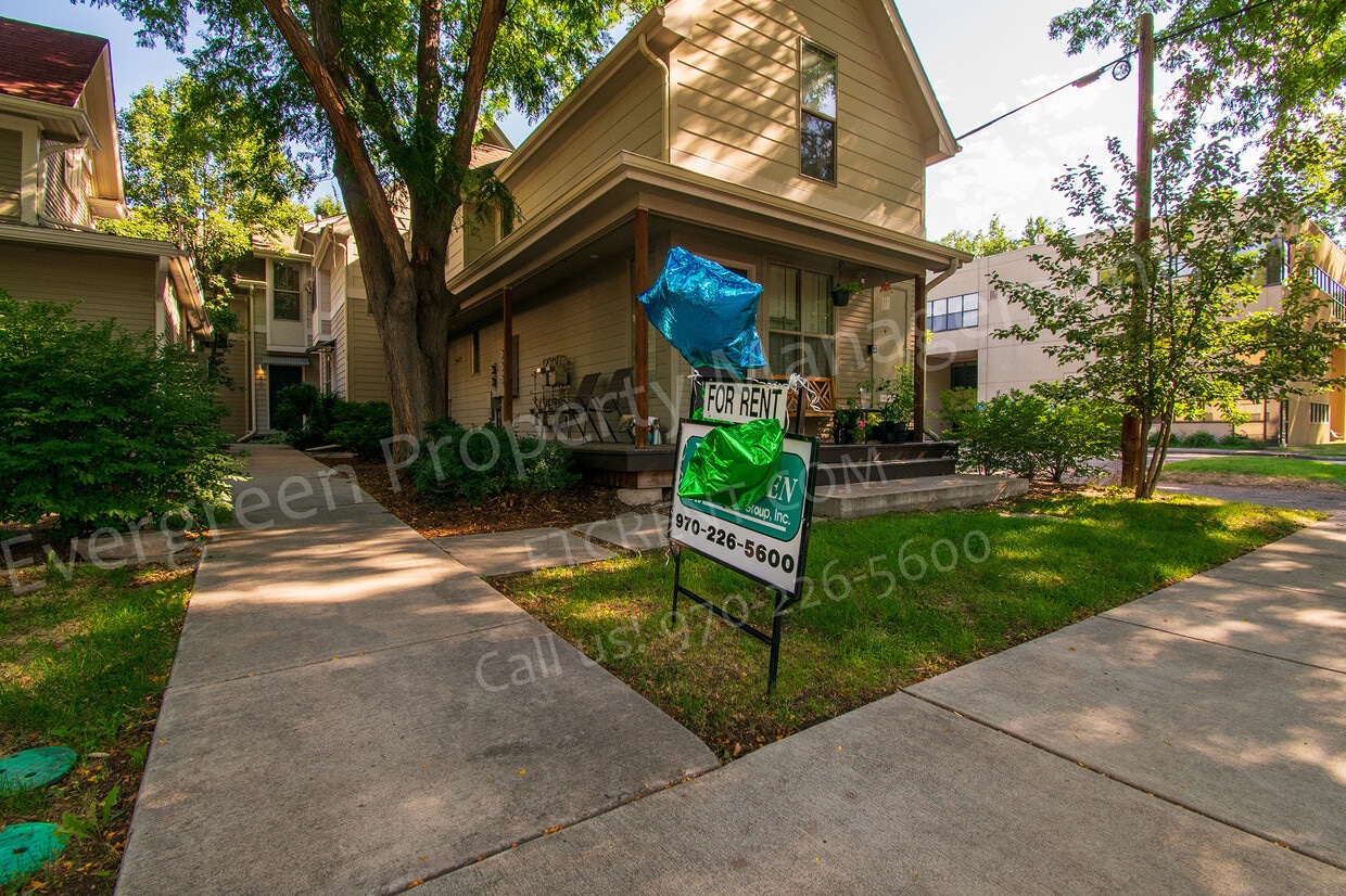 Front Elevation - 318 W Myrtle St