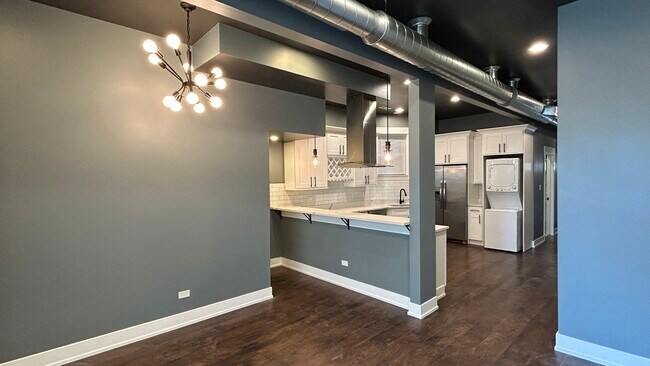Building Photo - 2103 S Christiana Ave