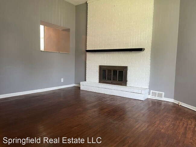 Building Photo - 3 br, 1 bath House - 1144 W Cook St