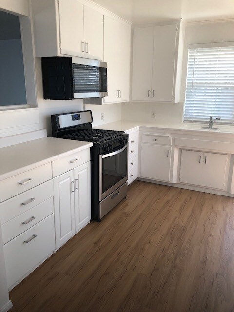 Kitchen - 425 Saint Andrews Rd
