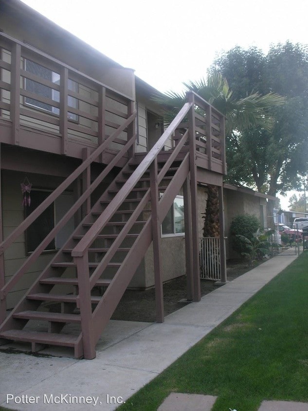Primary Photo - 6512 Mohawk St