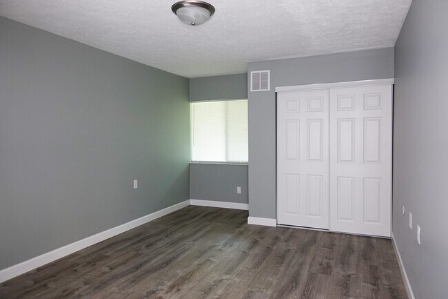 Foto del edificio - 1102 Salem Ave