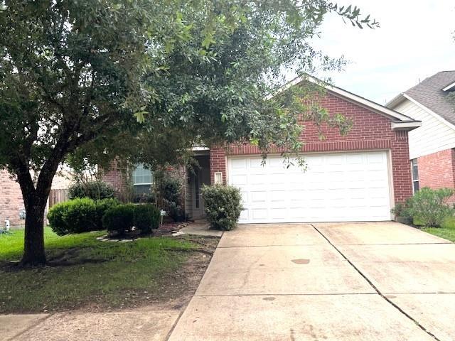 Foto principal - 6439 Applewood Forest Dr