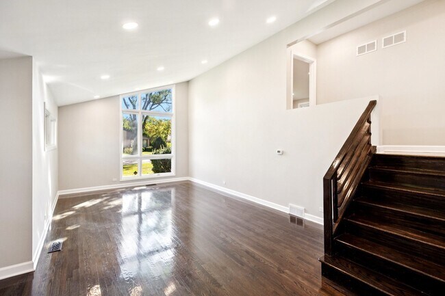 Foto del edificio - 1321 Heatherfield Ln