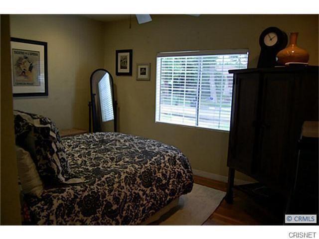 Building Photo - 14606 La Maida St