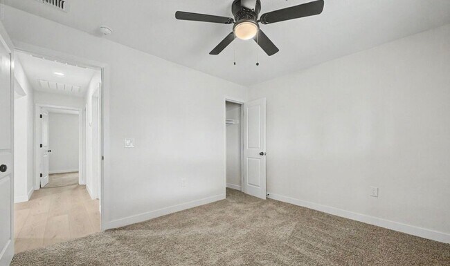 Building Photo - 3302 W Pierson St