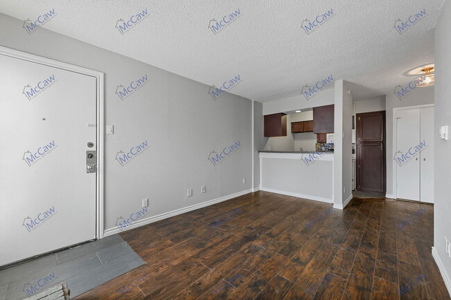 Photo - 9520 Royal Ln Apartment