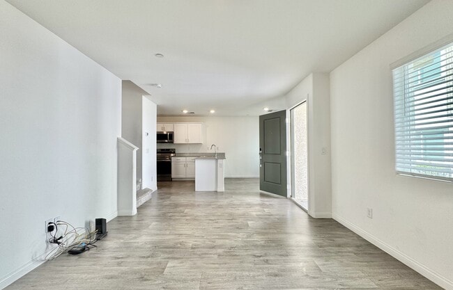 Building Photo - 12349 Radiant Sunrise Rd