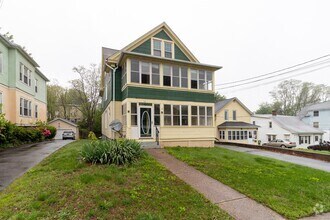 Building Photo - 76 Gridley St