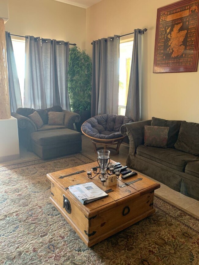 Building Photo - Furnished Winter 25/26 (2 month minimum)  Available now through March 2026