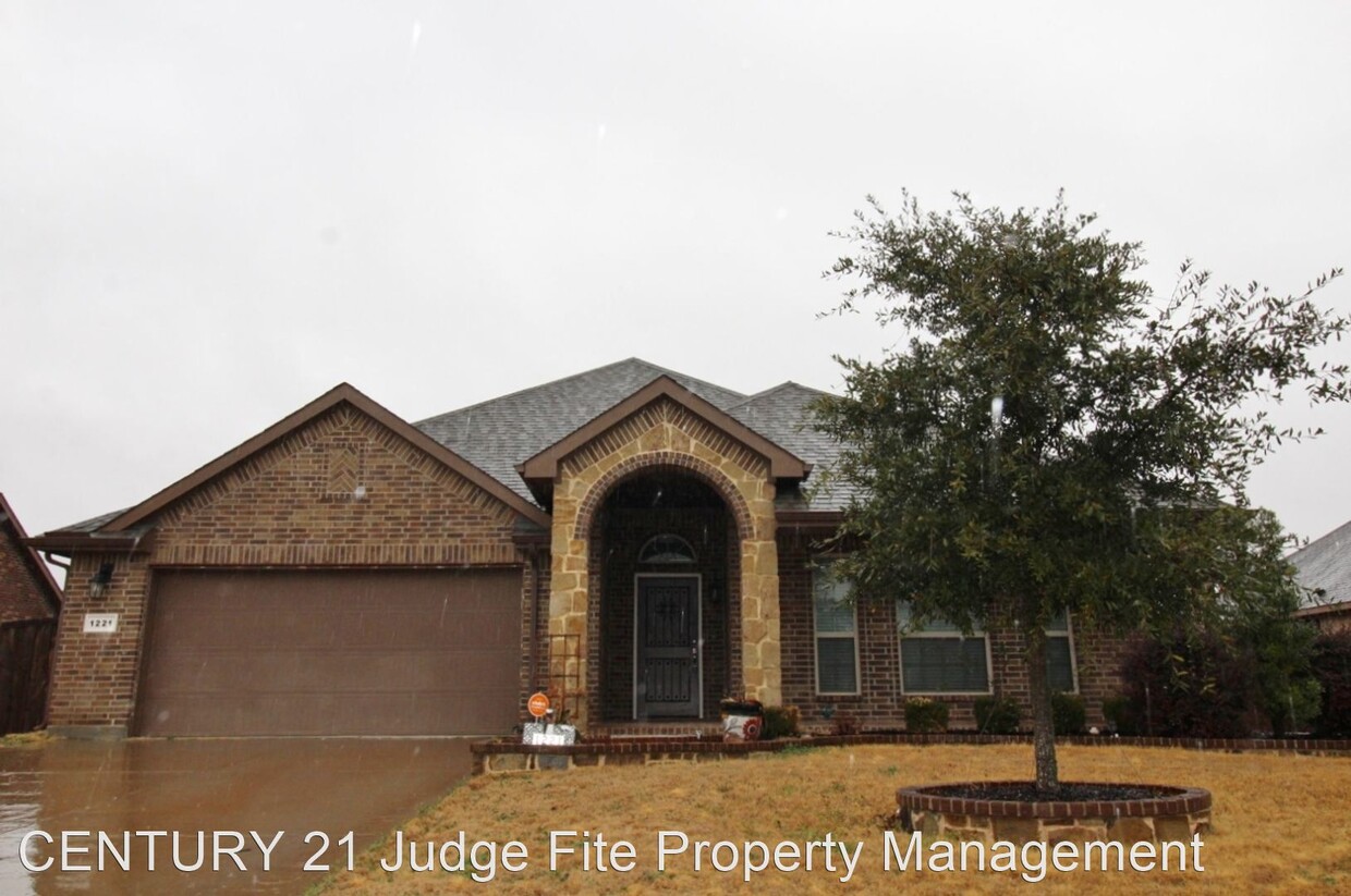 Primary Photo - 3 br, 2 bath House - 1221 Daventry Drive