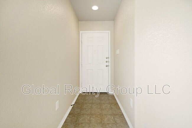 Building Photo - 6006 Scenic Links