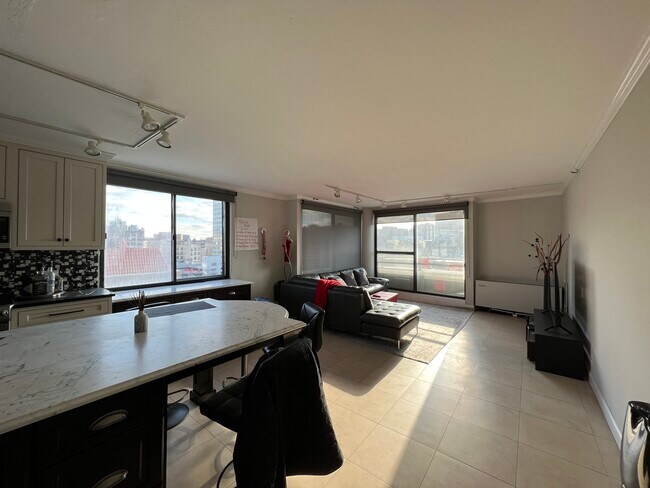 Foto del edificio - 10 Cottage Plz