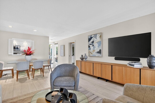 Building Photo - 19811 Boca W Dr