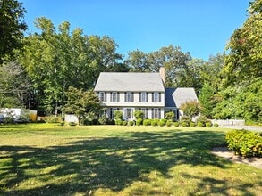Building Photo - 5641 Scottish Highlands Cir