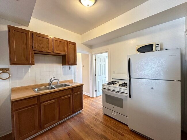 Foto del edificio - 4550 N Western Ave
