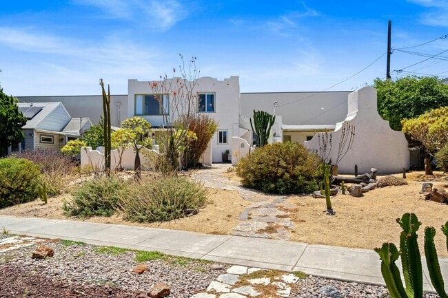 Building Photo - 4774 E Mountain View Dr