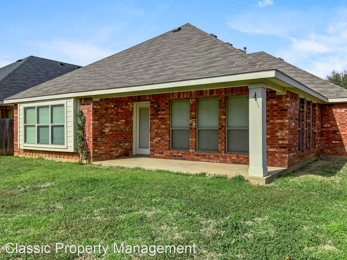Foto del edificio - 3 br, 2 bath House - 656 Minkel Drive