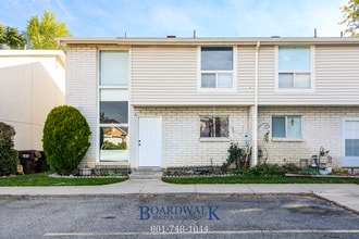 Building Photo - 7913 Harvel Dr