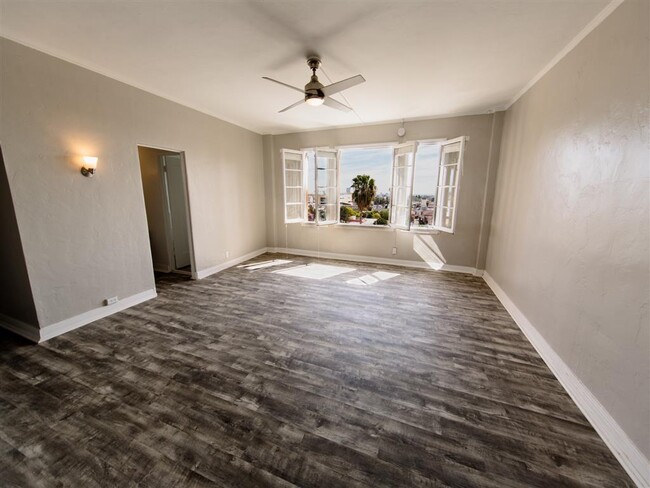 Foto del interior - 5611 Carlton Way