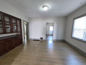 Building Photo - 3 Calvin Ln
