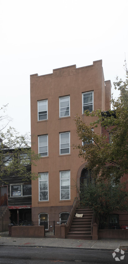 Foto del edificio - 162 Washington Ave