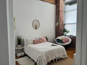 Building Photo - The Lofts At Chimney Hill