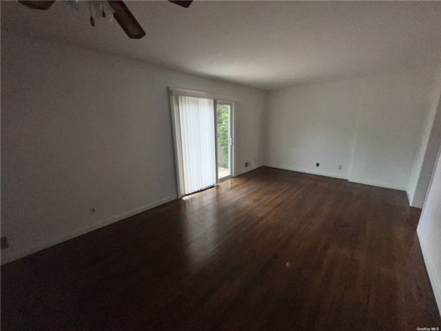 Primary Photo - 642 Ent Ave