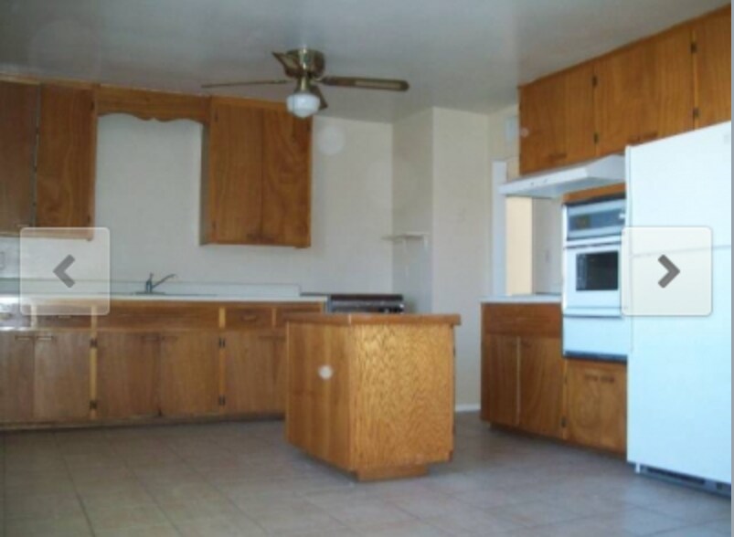 Building Photo - 1346 Romo Jones St