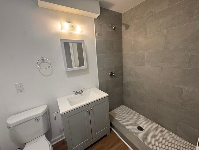 Foto del edificio - 208 Meadow St