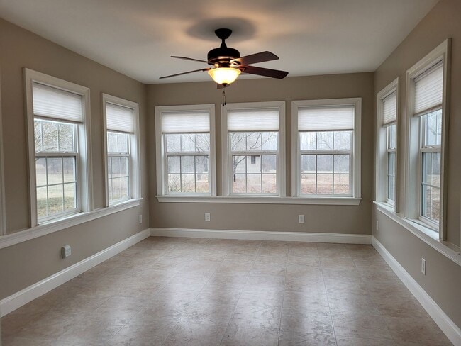 Foto del edificio - 2 bedroom farm house