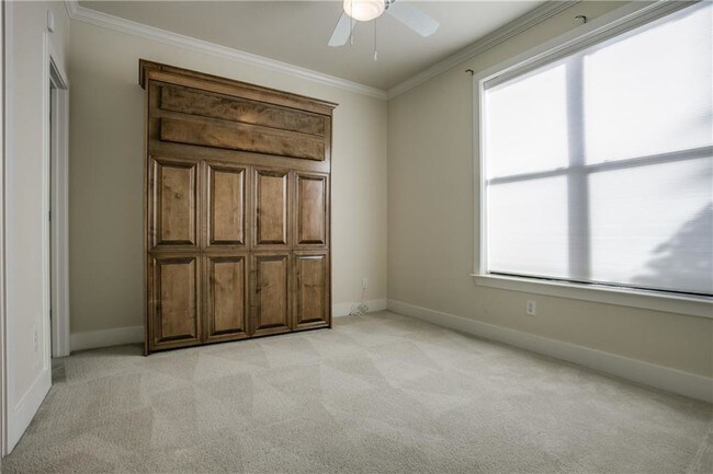 Foto del edificio - 4211 Rawlins St