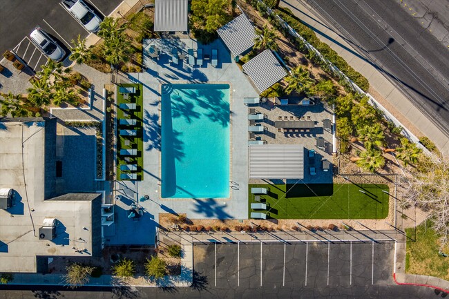 Foto del edificio - Tides on Mountain Vista