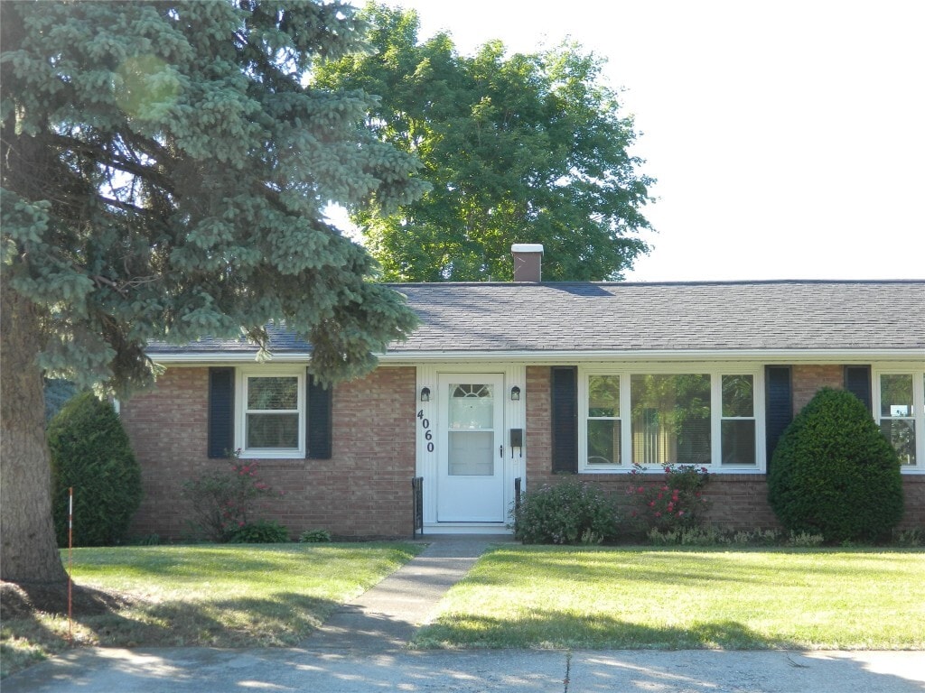 Foto principal - 4060 Chilton Ct