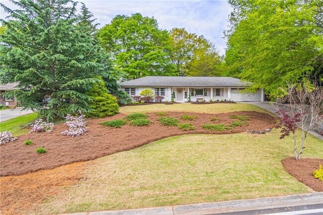 Building Photo - 250 Wavetree Dr