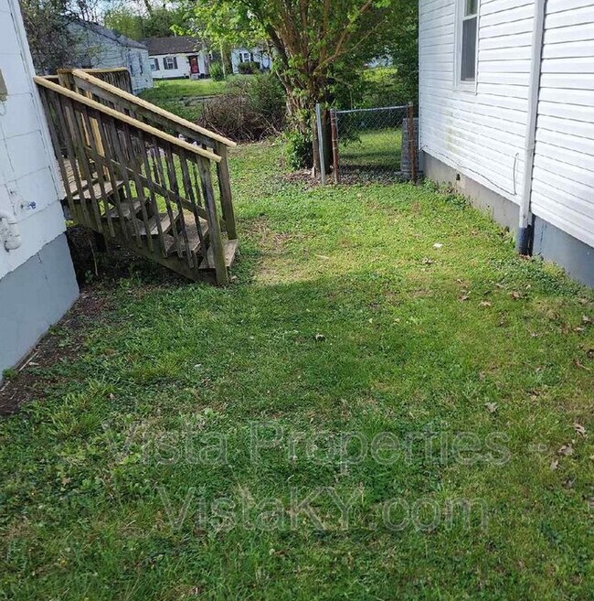 2726 Algonquin Pkwy, Louisville, KY 40210 House Rental in Louisville