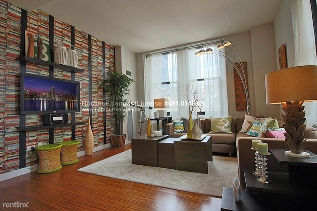Foto del edificio - 3148 W Lake Ave