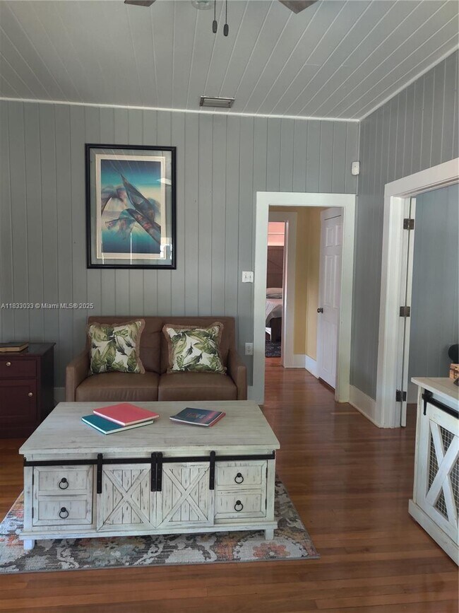 Foto del edificio - 16475 SW 248th St