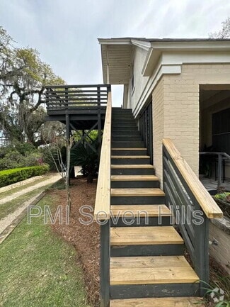 Building Photo - 1643 Fernando Dr