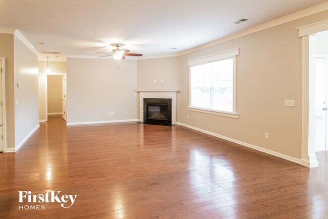 Building Photo - 263 Decatur Dr