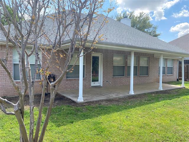 Building Photo - 1049 Springhill Dr