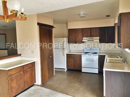 Foto del edificio - 6729 Dublin Loop W