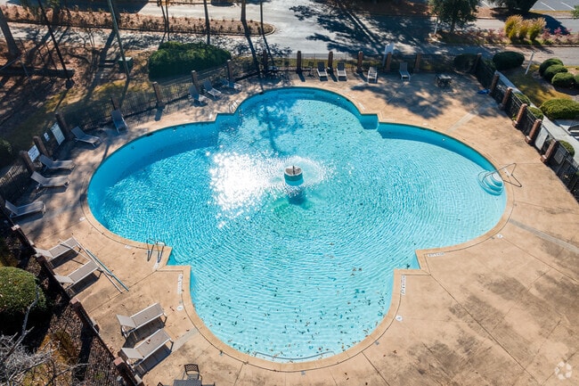 Pool - Nova at College Park