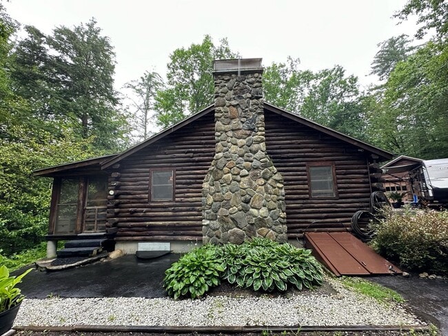 Building Photo - 297 N Groton Rd