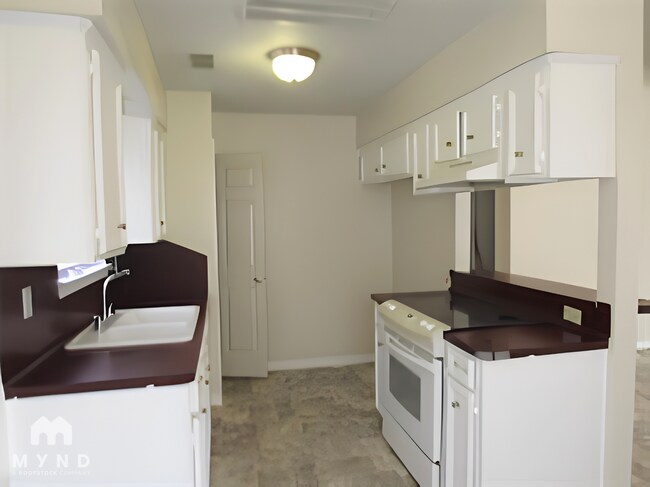 Foto del edificio - 2112 Wavell St