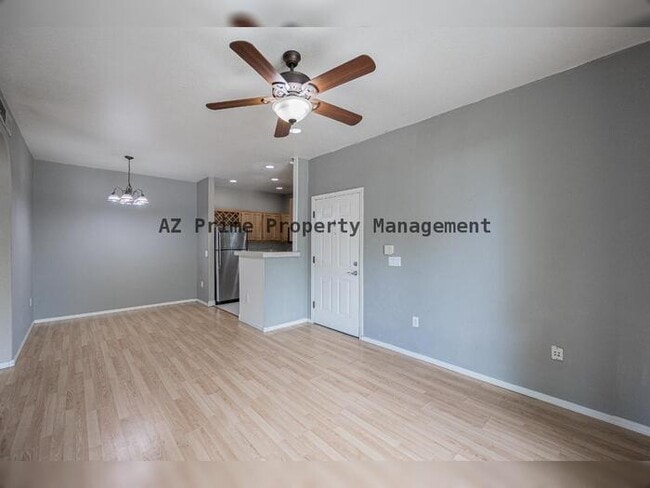 Building Photo - 2929 W Yorkshire Dr