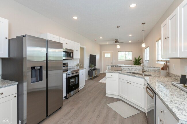 Foto del edificio - 526 N Elder Ave