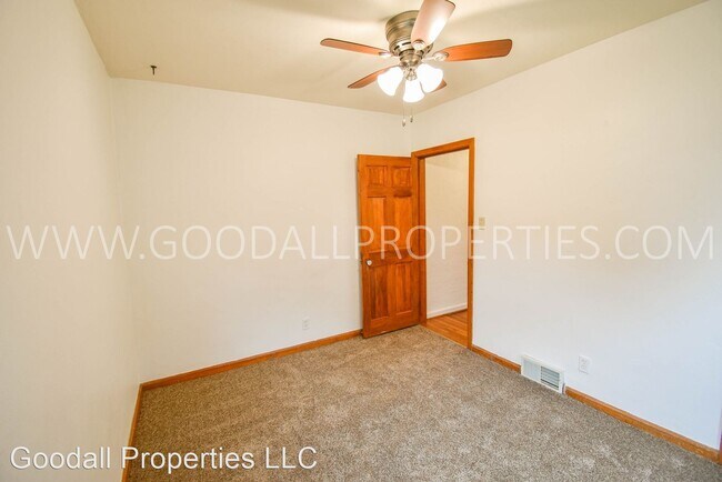 Foto del edificio - 3 br, 1 bath House - 2119 53rd St